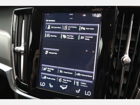Volvo S90 2.0 S90 Momentum D4 Auto 4dr 32