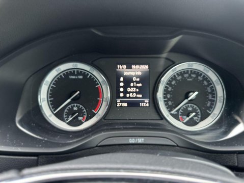 Skoda Karoq 1.0 TSI SE L SUV 5dr Petrol Manual Euro 6 (s/s) (116 ps) Parking Sensors 15