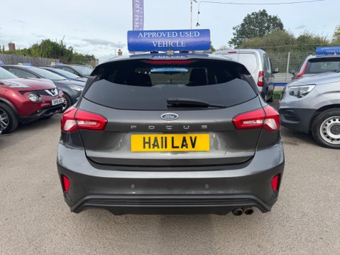Ford Focus 1.0T EcoBoost ST-Line Euro 6 (s/s) 5dr 10