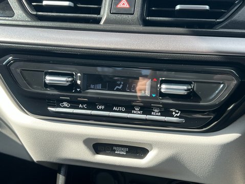 Suzuki Swift ULTRA 25