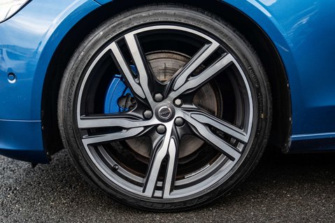 Volvo V90 2.0 V90 R-Design+ D5 PowerPulse AWD Auto 4WD 5dr 13