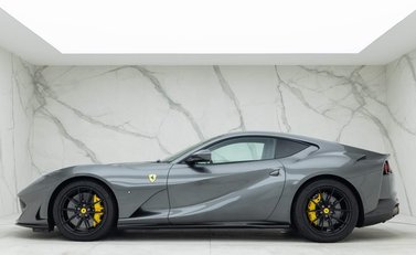 Ferrari 812 Superfast 2