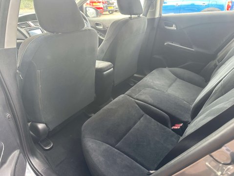 Honda Civic 1.3 Civic i-VTec SE 5dr 15
