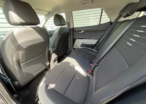 Kia Stonic 1.0 T-GDi Connect 48v 16
