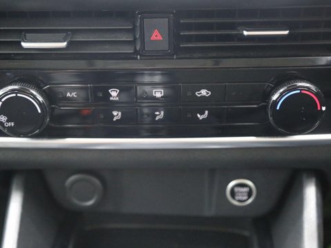 Nissan Qashqai 1.3 DIG-T MHEV Visia Euro 6 (s/s) 5dr 17