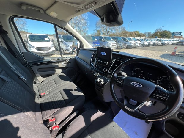 Ford Transit Custom LWB L2H1 CAT N Low Roof Limited 300 Air Con Sensors EURO 6 NO VAT 26