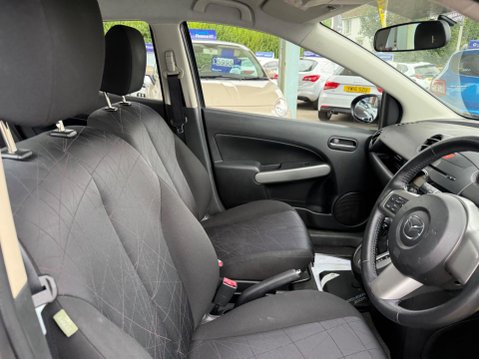 Mazda 2 1.5 TS2 Auto Euro 5 5dr 9