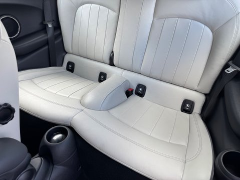 Mini Hatch COOPER EXCLUSIVE 34