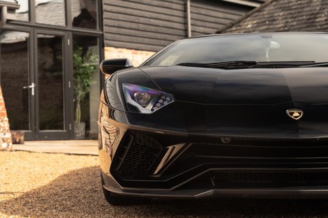 Lamborghini Aventador 6.5 V12 LP 740-4 S ISR 4WD Euro 6 2dr 9