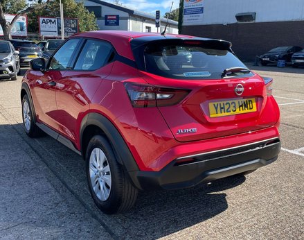 Nissan Juke 1.0 Juke Visia DiG-T 5dr 8