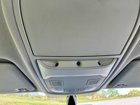 SEAT Ateca TDI SE TECHNOLOGY 44