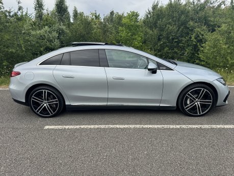 Mercedes-Benz EQE EQE 300 Exclusive Luxury Auto Electric 89 KWH PAN ROOF/HEADS-UP/VAT Q 4
