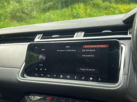 Land Rover Range Rover Velar 3.0 Range Rover Velar R-Dynamic HSE D300 Auto 4WD 5dr 29