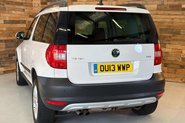 Skoda Yeti 2.0 TDI SE Plus SUV 5dr Diesel Manual 4WD Euro 5 (140 ps) 92