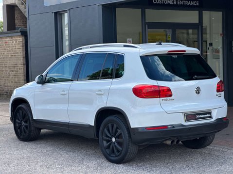 Volkswagen Tiguan 2.0 Tiguan Match TDI BlueMotion Technology 4Motion 4WD 5dr 13