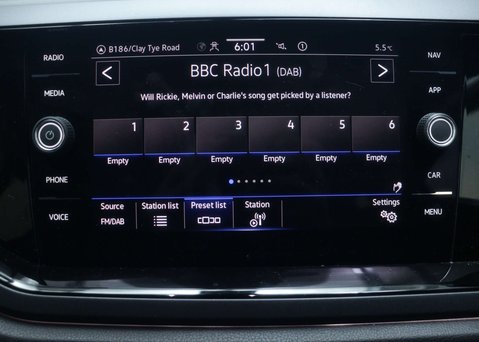 Volkswagen Polo 1.0 Polo R-Line TSi 5dr 21