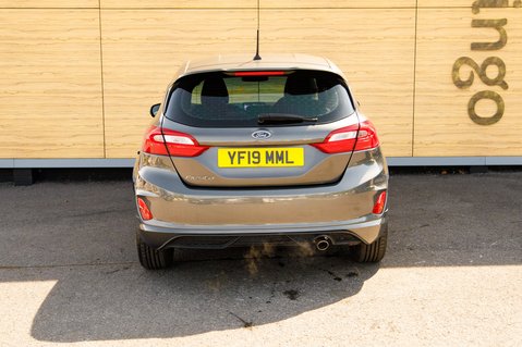 Ford Fiesta ST-LINE 6