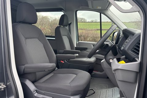 MAN TGE 3.180 4Motion Standard Lr DCIV - DSG Auto - 6 Seats 4