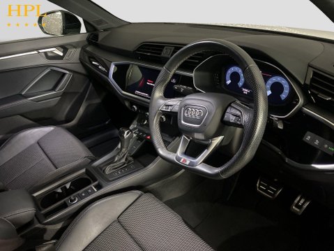 Audi Q3 1.5 TFSI CoD 35 Black Edition Sportback 5dr Petrol S Tronic Euro 6 (s/s) (1 12
