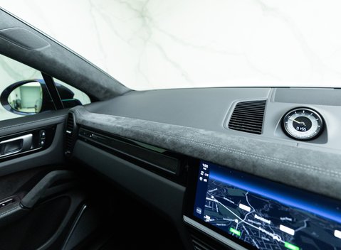 Porsche Cayenne Turbo GT 20