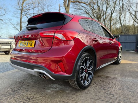 Ford Focus 1.0 Focus Active X Auto 5dr 8
