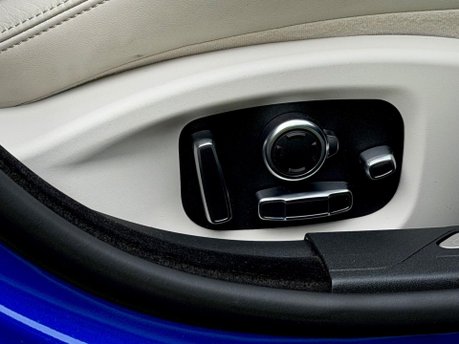 Jaguar XE R-DYNAMIC HSE 30