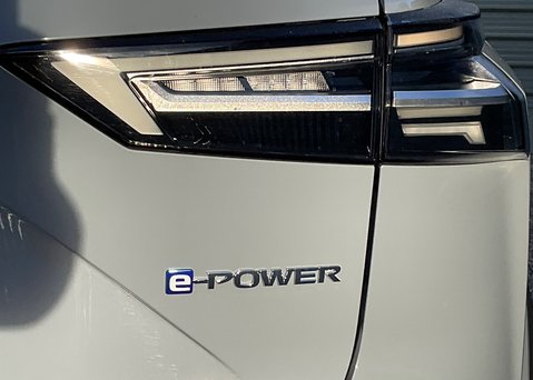 Nissan Qashqai E-POWER ACENTA PREMIUM 16