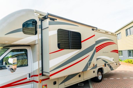 Ford E450 FLEETWOOD. NOW SOLD. SIMILAR REQUIRED. PLEASE CALL 01903 254800. 20