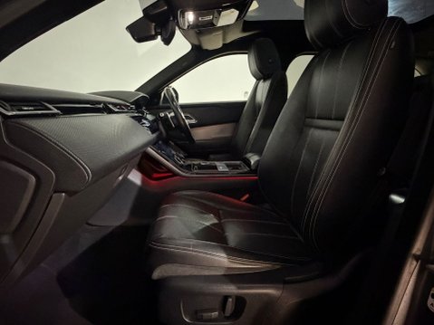 Land Rover Range Rover Velar R-DYNAMIC SE 20