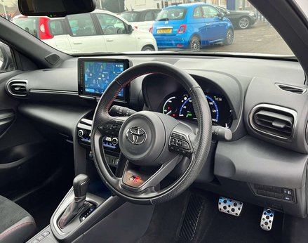 Toyota Yaris Cross 1.5 Yaris Cross GR Sport HEV Auto 5dr 18