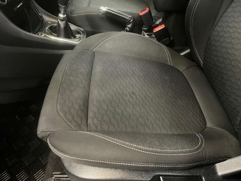 Ford Puma 1.0 Puma Titanium First Edition MHEV 5dr 32