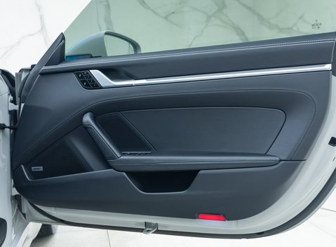 Porsche 911 Carrera 4S (992) 22