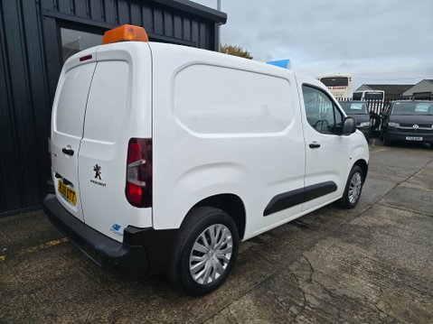 Peugeot Partner BLUEHDI PROFESSIONAL L1 6
