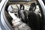 Volvo V40 1.5 V40 Inscription Edition T3 Auto 5dr 15