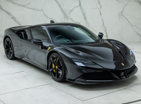 Ferrari SF90 Stradale 11