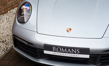 Porsche 911 Carrera 4S (992) 23