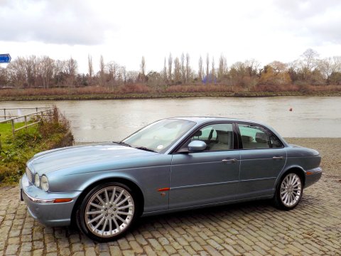 Jaguar XJR 4.2 V8 Supercharged 61