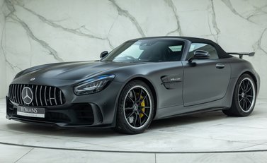 Mercedes-Benz AMG GT R Roadster 5