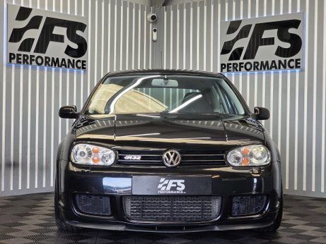 Volkswagen Golf 3.2 R32 Hatchback 3dr Petrol Manual (276 g/km, 240 bhp) 31