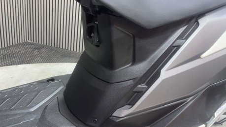Suzuki Avenis 2024 ONLY 1K 1 OWNER PERFECT LEARNER BIKE SCOOTER 125CC 44
