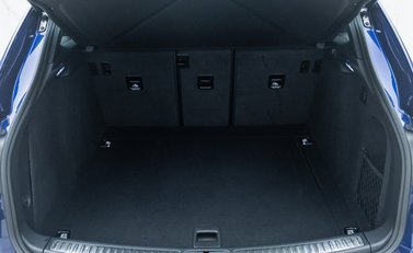 Porsche Macan GTS 36