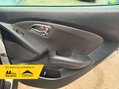 Hyundai ix35 2.0 ix35 Premium 4WD CRDi 134 4WD 5dr 39