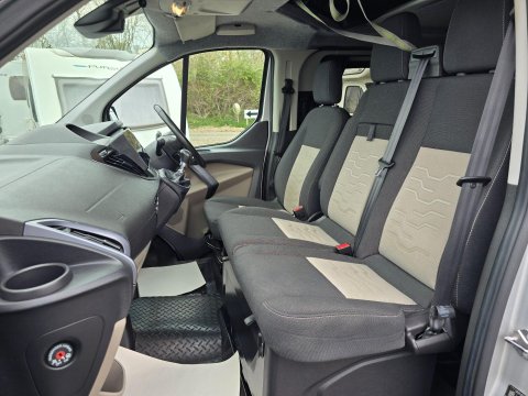 Ford Transit Custom 22