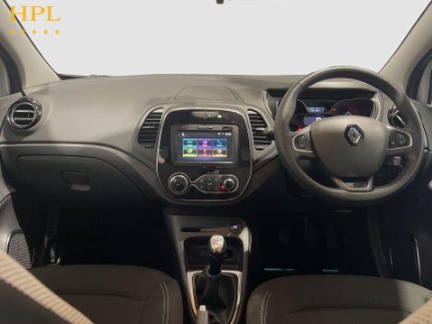 Renault Captur 1.5 dCi ENERGY Iconic SUV 5dr Diesel Manual Euro 6 (s/s) (90 ps) 19