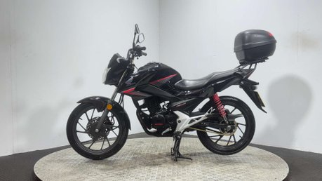 Honda CB GLR 125 2019 ONLY 10K NEW MOTSERVICED 125CC LEARNER BIKE CBF125 4