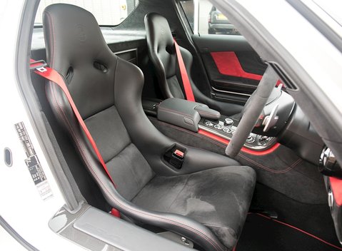 Mercedes-Benz SLS AMG Black Series 12