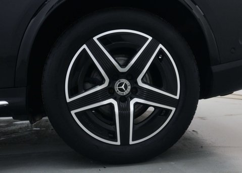 Mercedes-Benz GLC 2.0 GLC 300 AMG Line MHEV 4Matic A 4WD 5dr 16