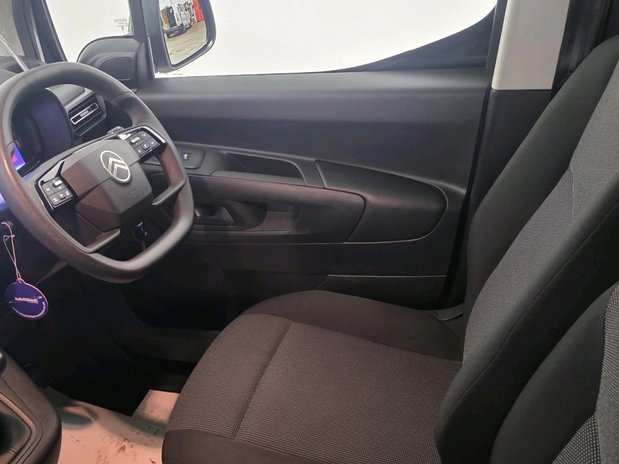 Citroen Berlingo BERLINGO XL DIESEL1.5 Blue HDi 100ps Van Driver 15