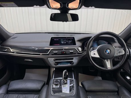 BMW 7 Series 4.4 750i M Sport xDrive Auto 4WD 4dr 2