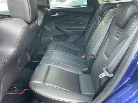 Ford Focus 2.0T EcoBoost ST-3 Euro 6 (s/s) 5dr 23
